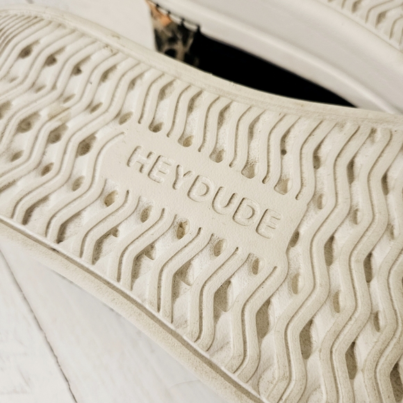 Hey Dude Wendy Rise Jungle Funk Black Women's Size 8 Slip-On Shoes - Picture 11 of 14